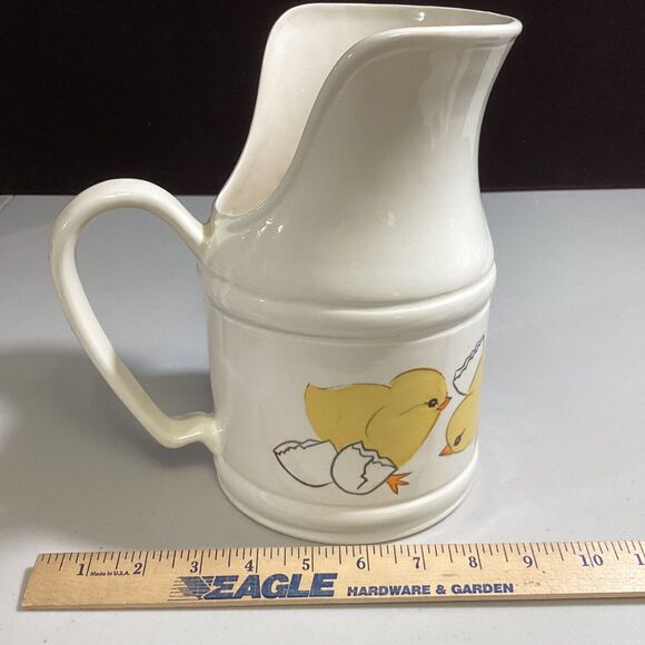 Ceramic Water Juice Pitcher With Chicks Design - Picture 6 of 7